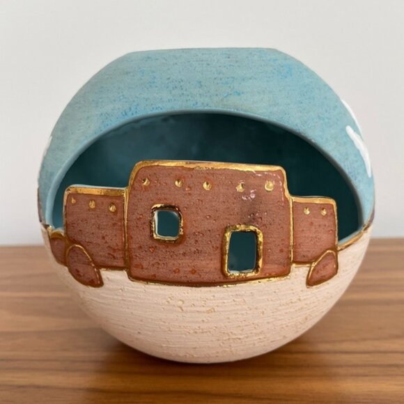 VERA RUSSELL Signed Vase Pottery Southwestern Decor Cut Out 22kt Gold Detail - Picture 2 of 13